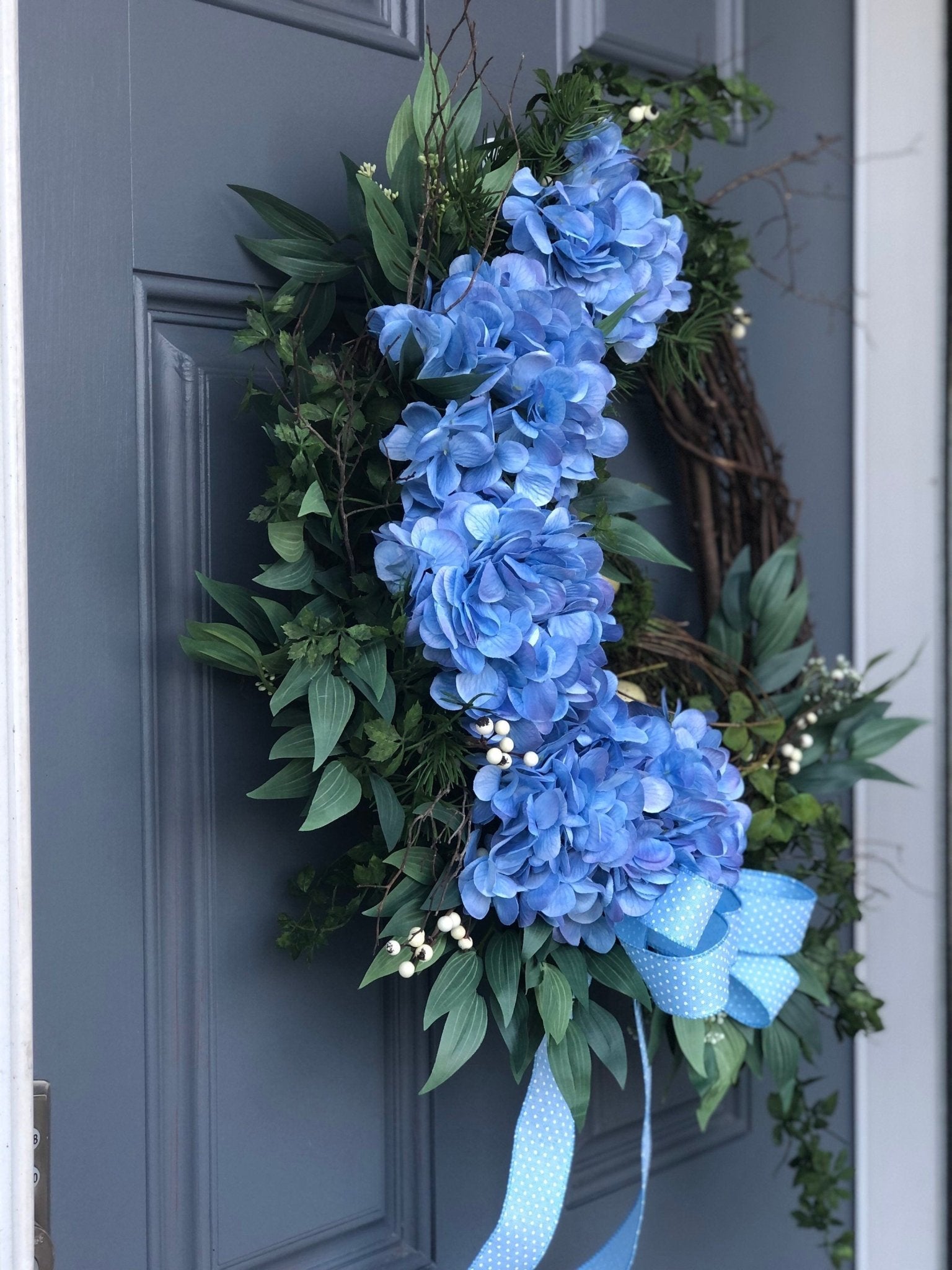 Cool Blue Hydrangea Flowers Wreath buy for Summer 20 Inches