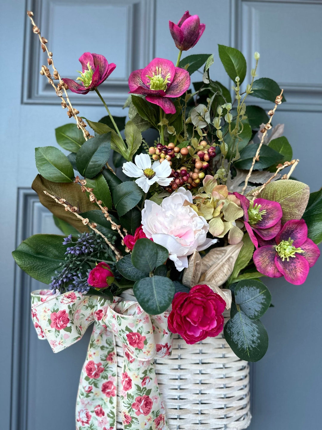Farmhouse Front Door Basket: Stunning Flowers