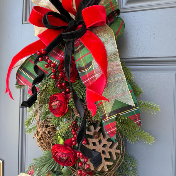 Christmas front door swag, Winter swag, Rustic swag, Traditional holiday door decor, Christmas pine decor, Wreath for front door 32” length