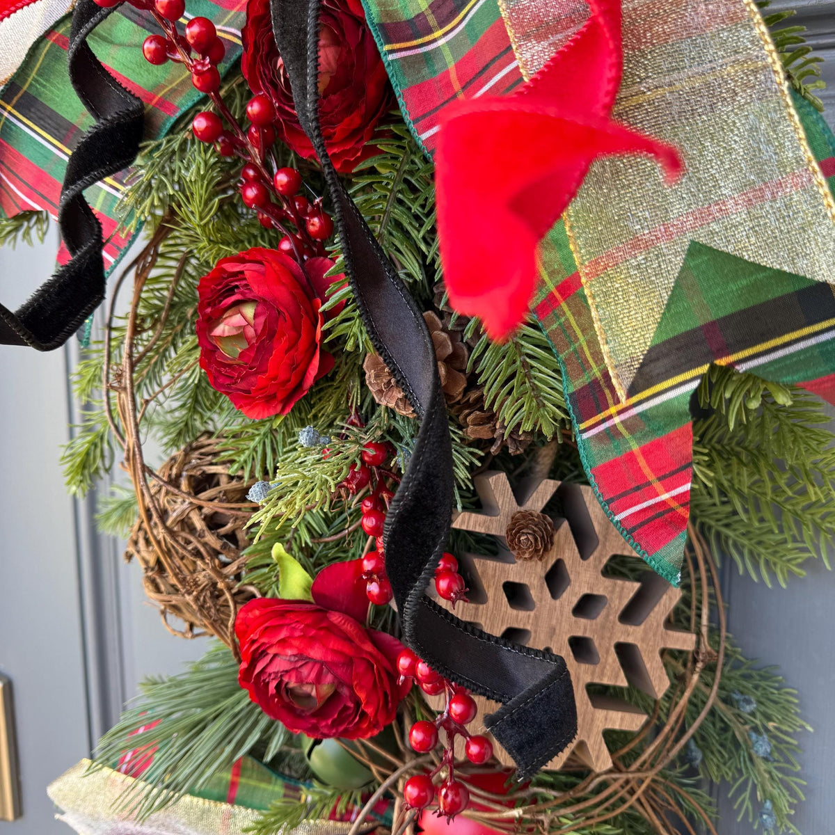 Christmas front door swag, Winter swag, Rustic swag, Traditional holiday door decor, Christmas pine decor, Wreath for front door 32” length