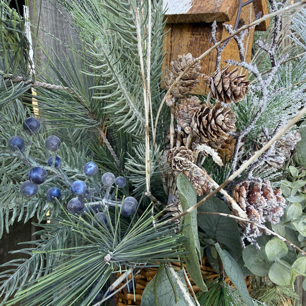 Winter wreath, Snowy basket for front door, Basket decor for entryway, Christmas gift for bird lovers, Christmas basket for nature lover 24”