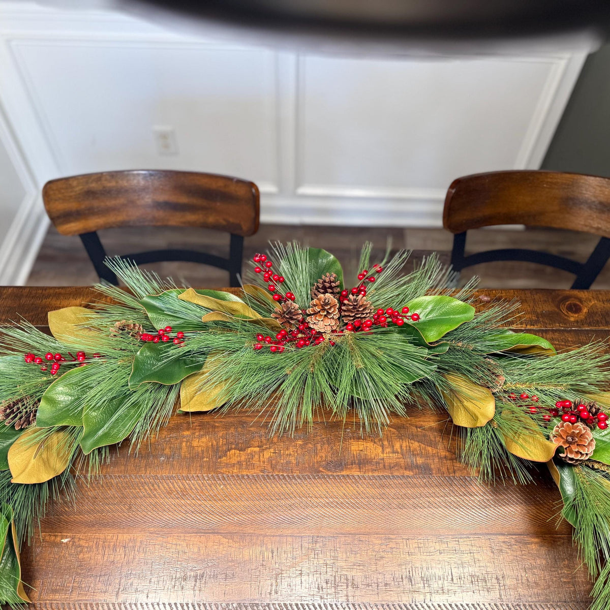 Magnolia Christmas Garland, Christmas Pine, Berries and Magnolia leaves 6’ Long, Mantle Decoration, Table Garland, Front Door Garland