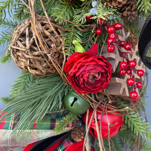 Christmas front door swag, Winter swag, Rustic swag, Traditional holiday door decor, Christmas pine decor, Wreath for front door 32” length