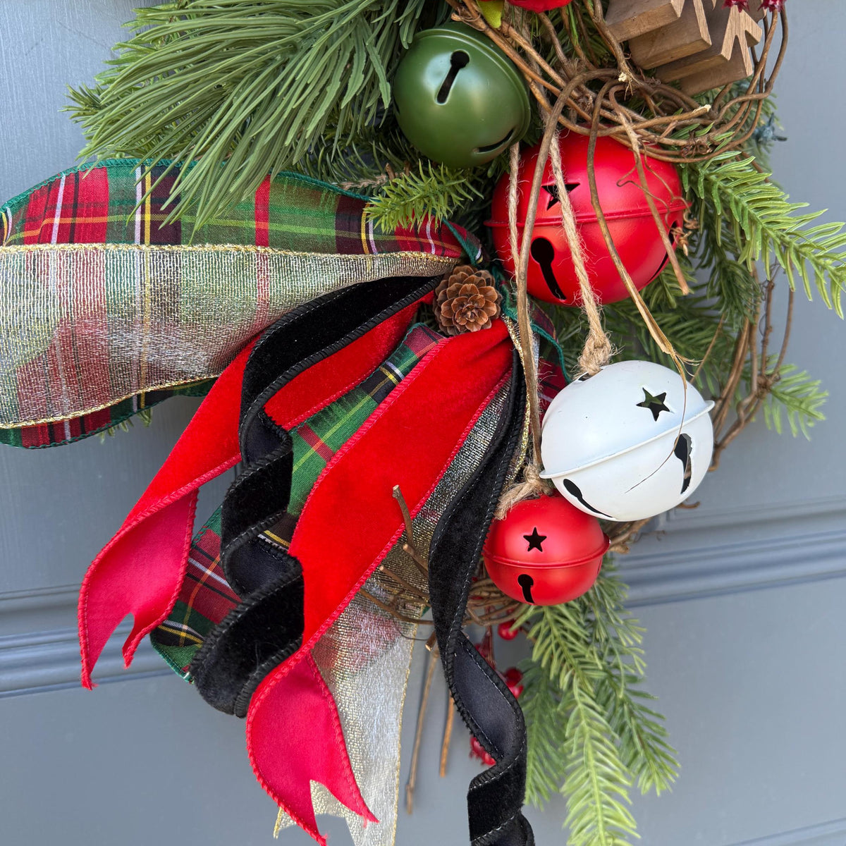 Christmas front door swag, Winter swag, Rustic swag, Traditional holiday door decor, Christmas pine decor, Wreath for front door 32” length