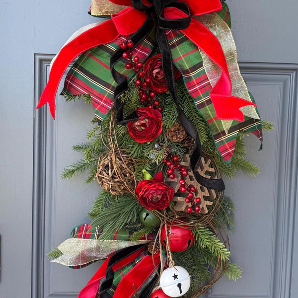Christmas front door swag, Winter swag, Rustic swag, Traditional holiday door decor, Christmas pine decor, Wreath for front door 32” length