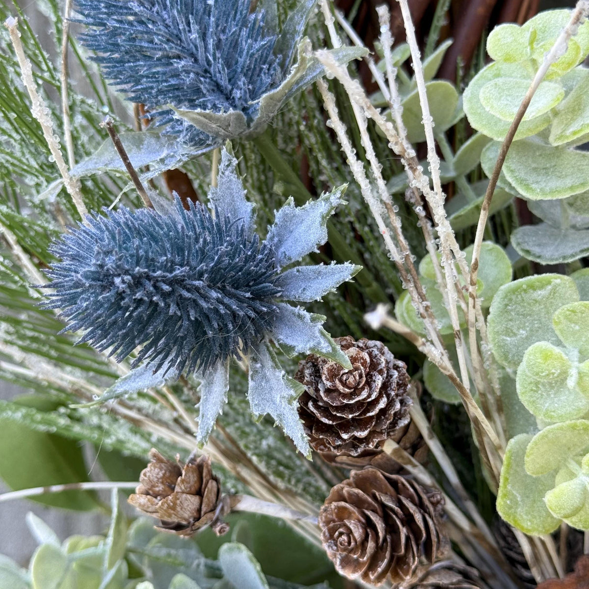 Winter front door wreath, Holiday wreath, Natural snowy wreath design, Home decor gift, Rustic icy wreath, 24” wreath