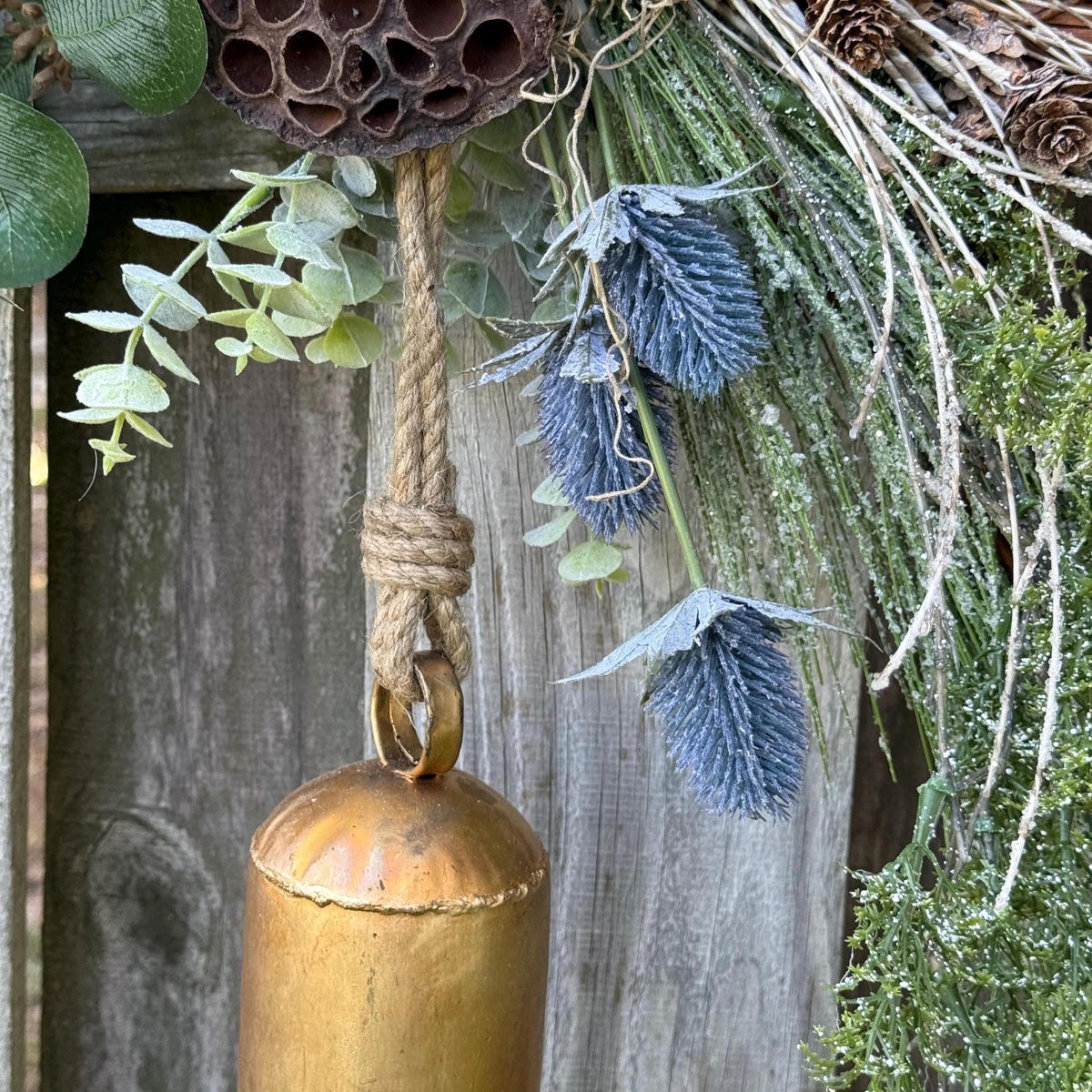 Winter front door wreath, Holiday wreath, Natural snowy wreath design, Home decor gift, Rustic icy wreath, 24” wreath