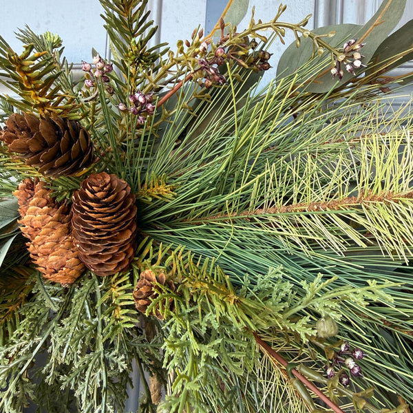 Winter wreath with rustic brass bell |Housewarming gift | Rustic style front door wreath | Natural evergreen wreath decor