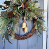 Winter wreath with rustic brass bell |Housewarming gift | Rustic style front door wreath | Natural evergreen wreath decor