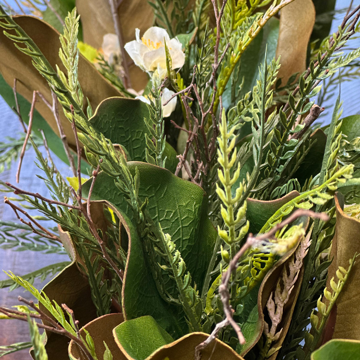 Rustic Style Magnolia Centerpiece