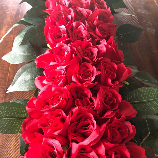 Kentucky Derby Red Rose Centerpiece for your festive celebration