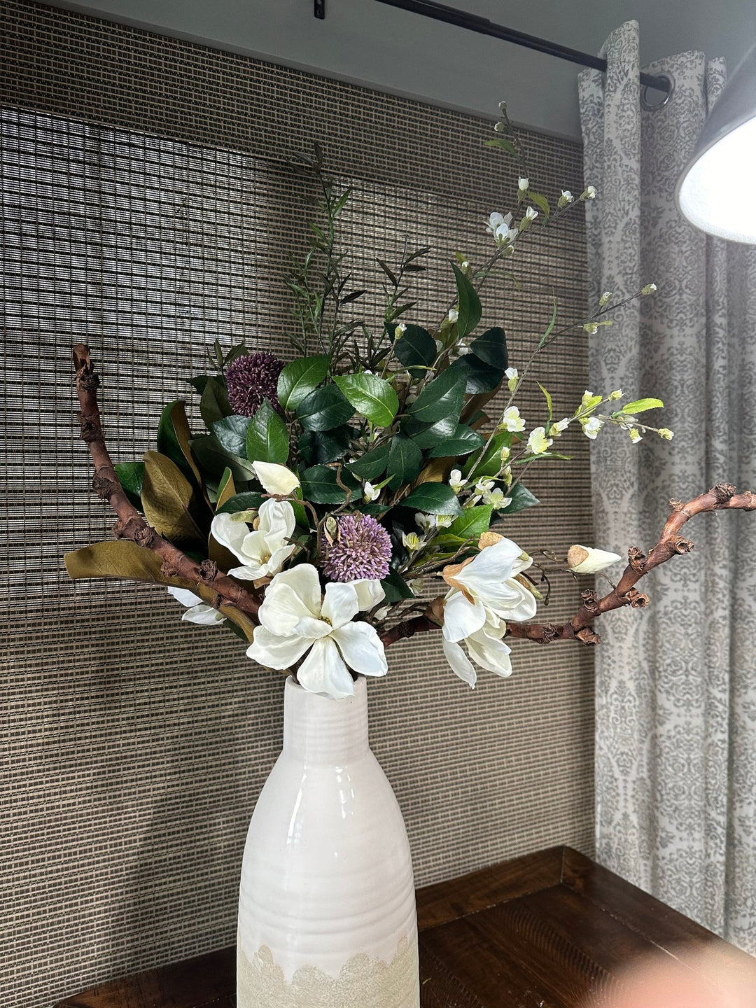 Nature-inspired Vase filler bouquet
