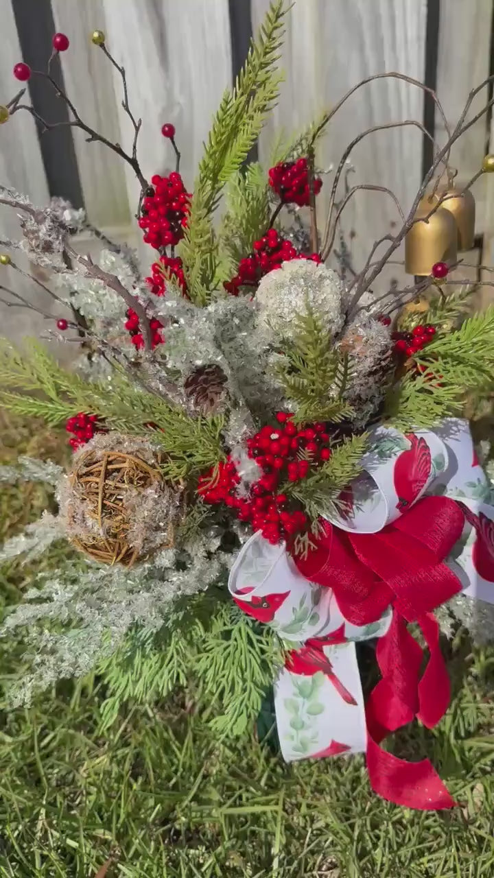Christmas gravesite arrangement