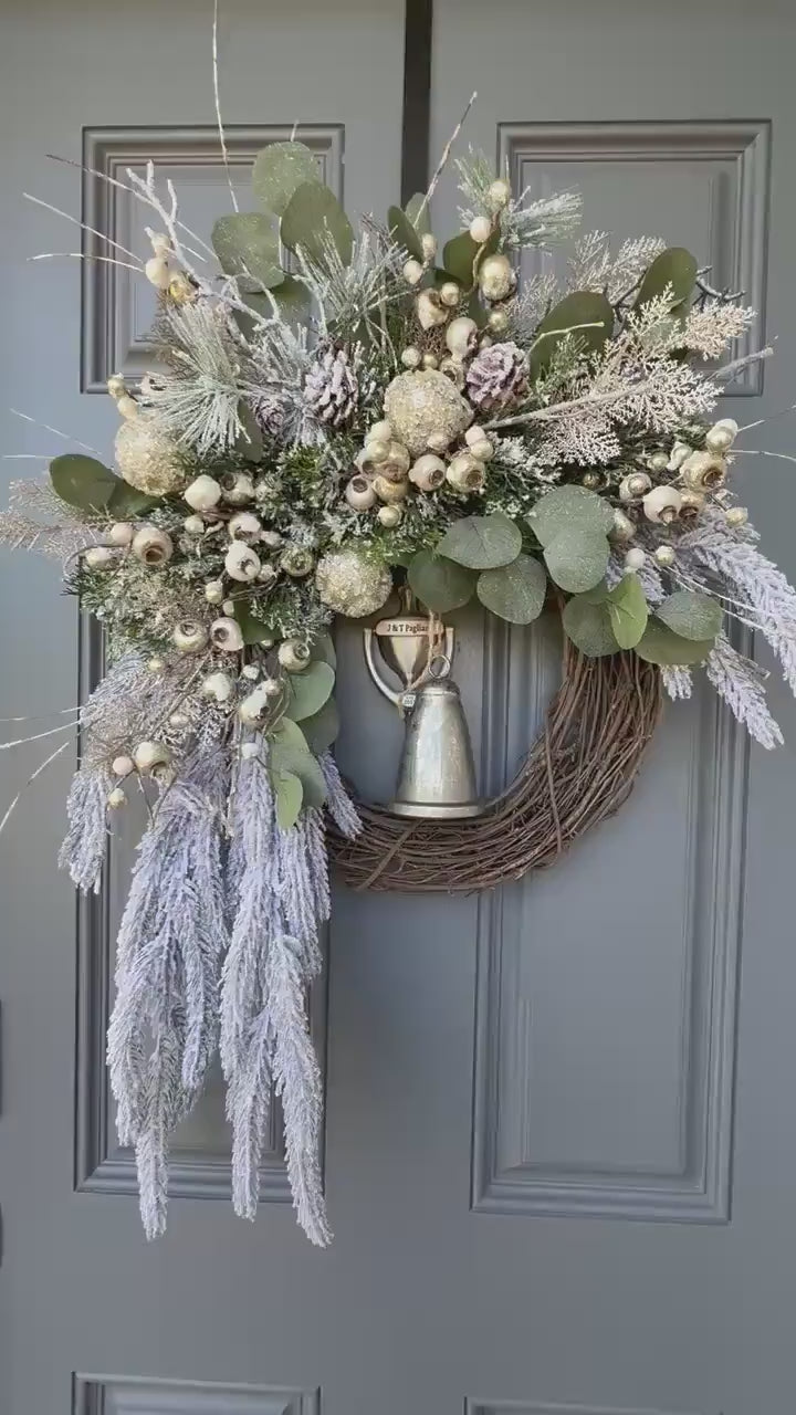 Winter wreath for door